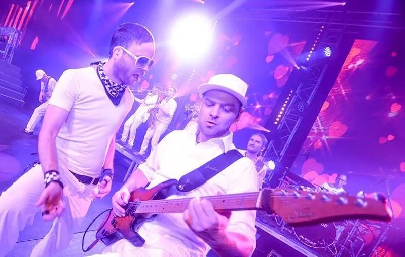 Freimarkt Party in Halle 7 mit der Partyband BLAST