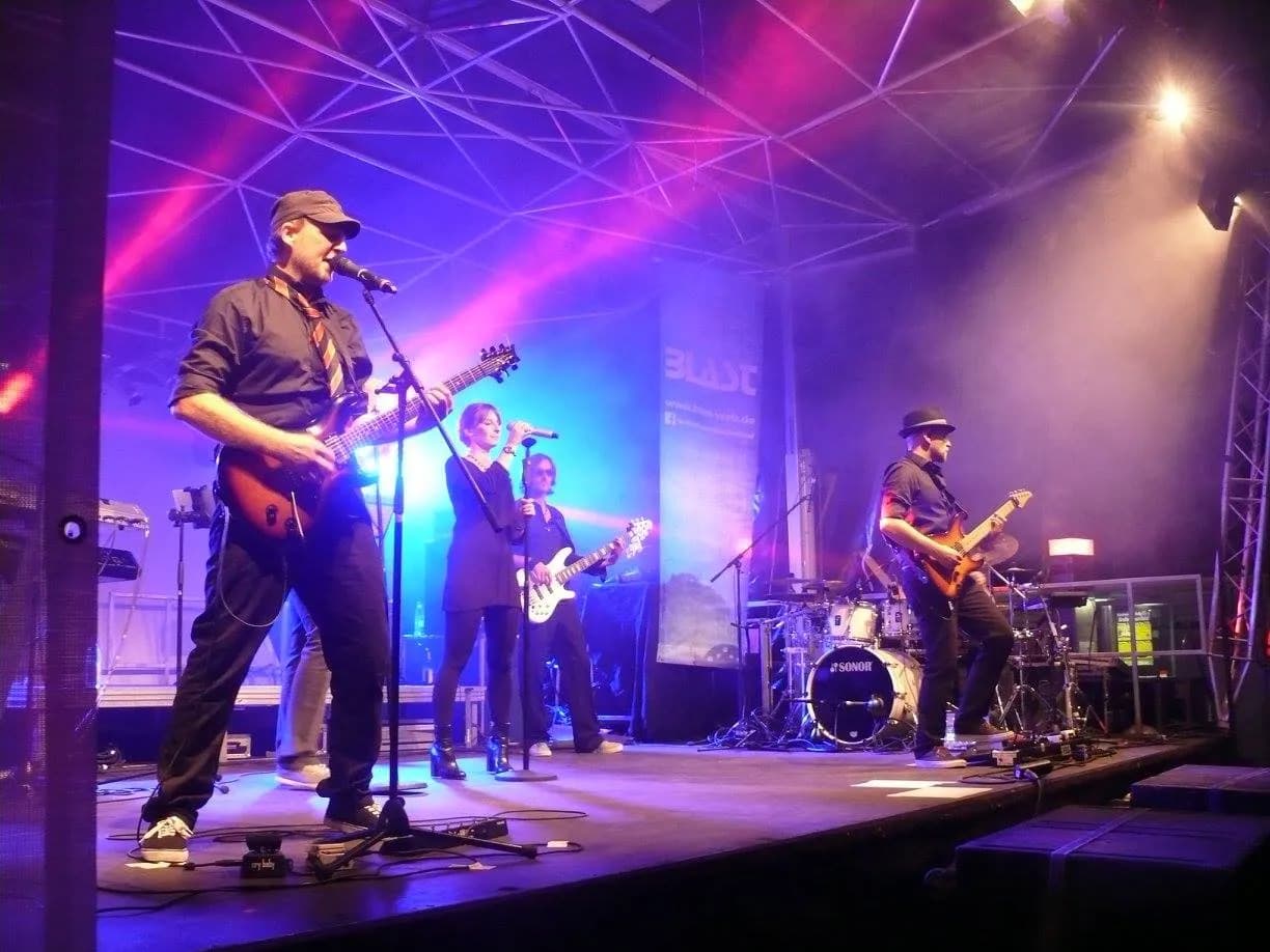 Die Partyband BLAST auf dem Stadtfest in Schweinfurt 2015