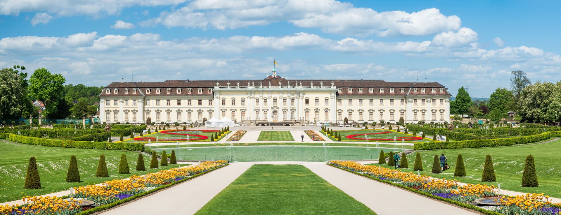 Residenzschloss Ludwigsburg mit barocker Gartenanlage